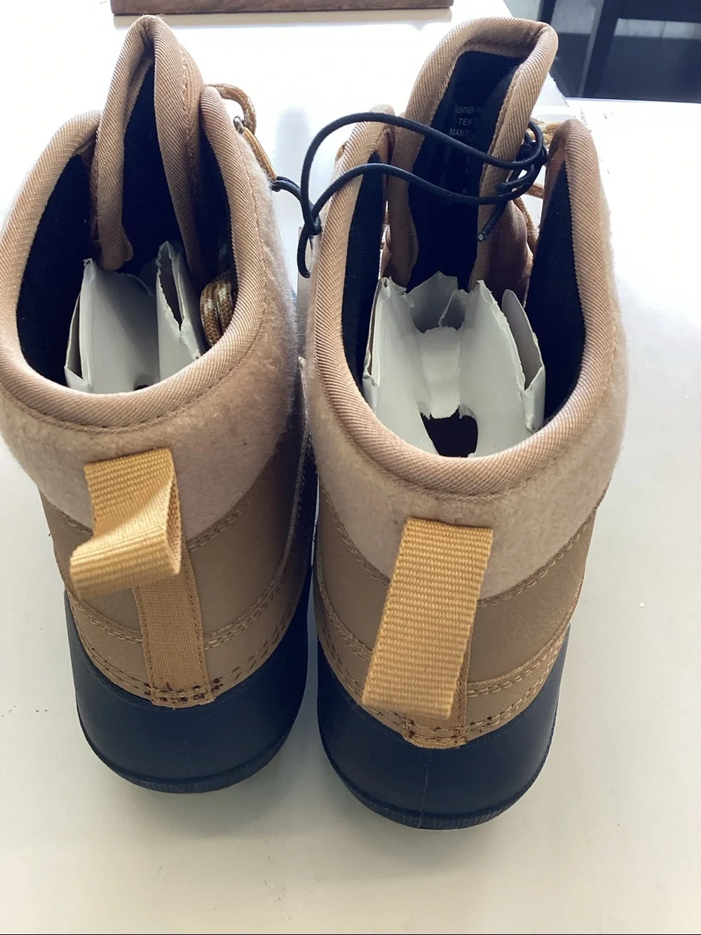 Women's Tiffy Duck Winter Boots - Universal Thread™ Tan/Black - new